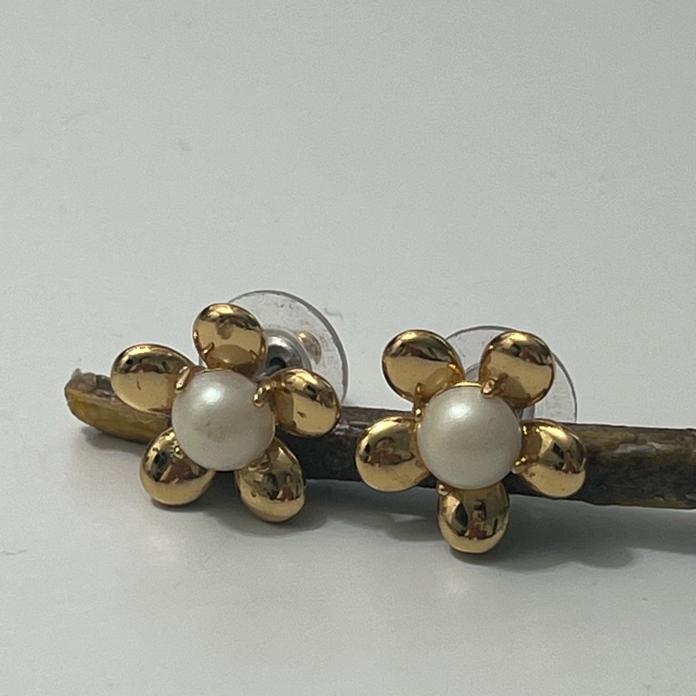 Kate Spade Pearl Fashion Women Lady Flowers Golden Earrings Jewelry For Women - Picture 2 of 8